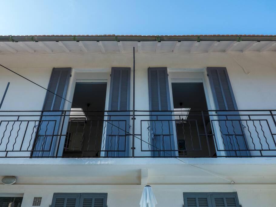 Logement Le Serein Toulon Bagian luar foto