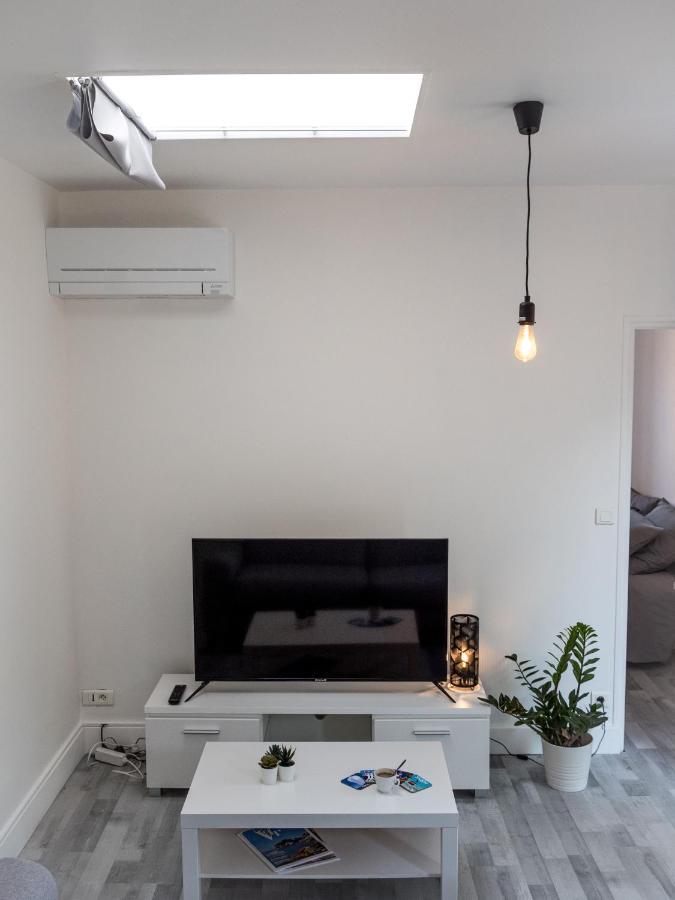 Logement Le Serein Toulon Bagian luar foto