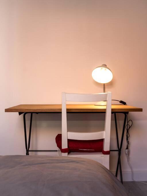 Logement Le Serein Toulon Bagian luar foto